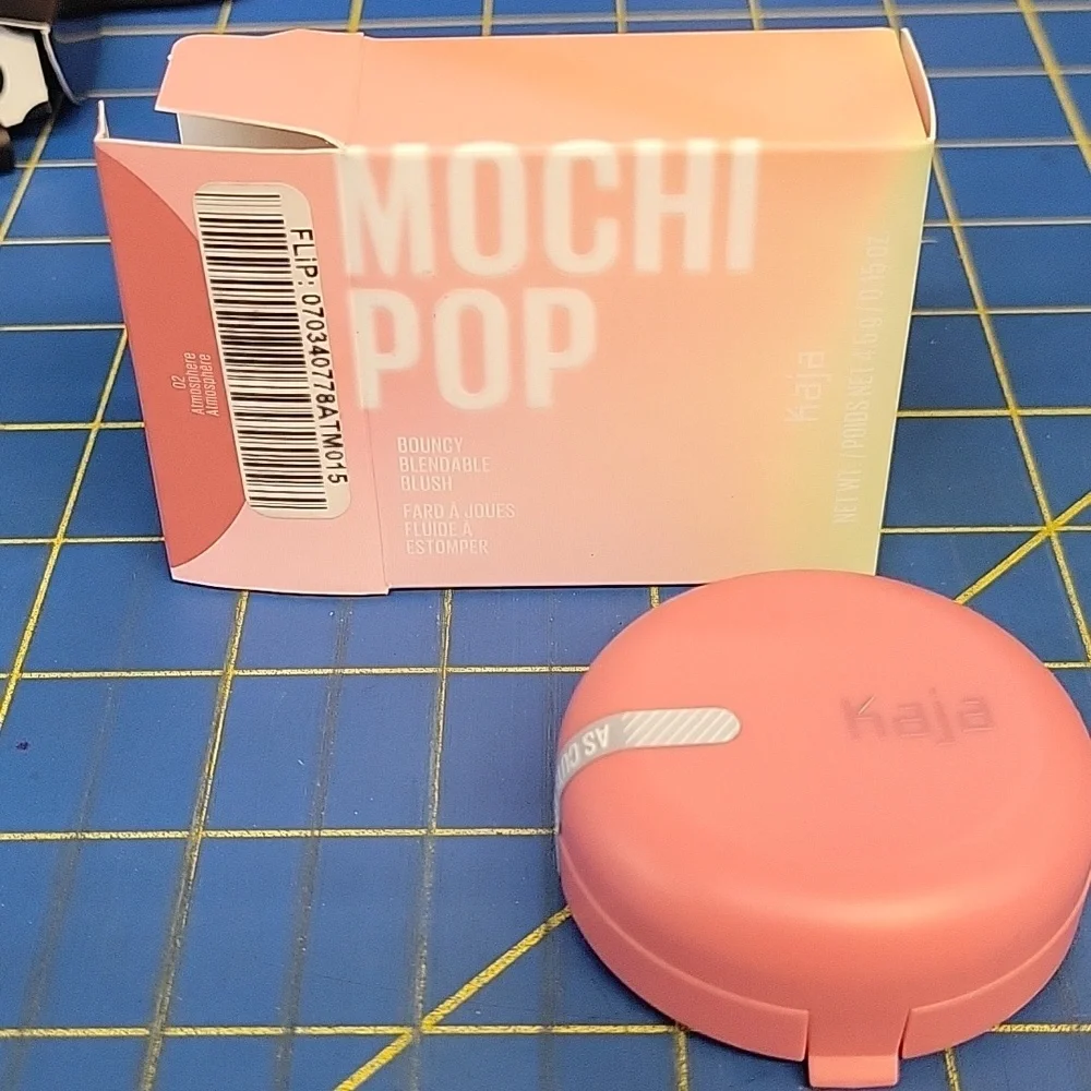 Kaja Mochi Pop Bouncy Blendable Blush New Sealed in Box - 02 Atmosphere